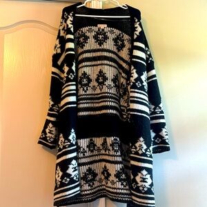 Black/white long cardigan